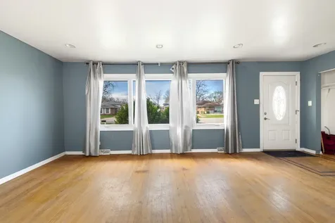 14475 Lincoln Avenue Dolton IL 60419