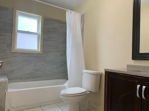 714 Cummings Avenue Waukegan IL 60085