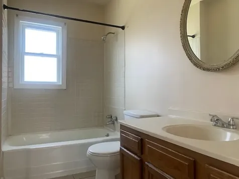 714 Cummings Avenue Waukegan IL 60085