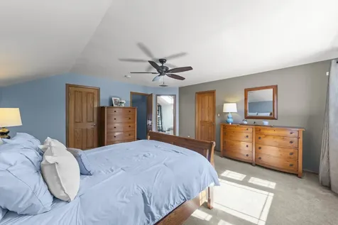 8942 Glenshire Street Tinley Park IL 60487