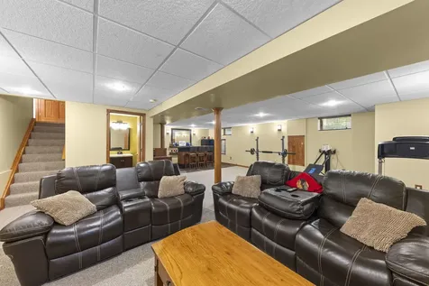 8942 Glenshire Street Tinley Park IL 60487