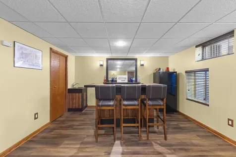 8942 Glenshire Street Tinley Park IL 60487