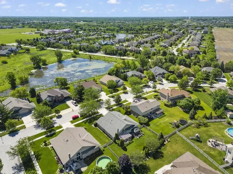 8942 Glenshire Street Tinley Park IL 60487