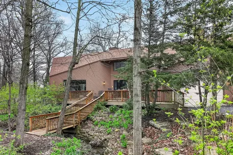 5337 Brookbank Road Downers Grove IL 60515