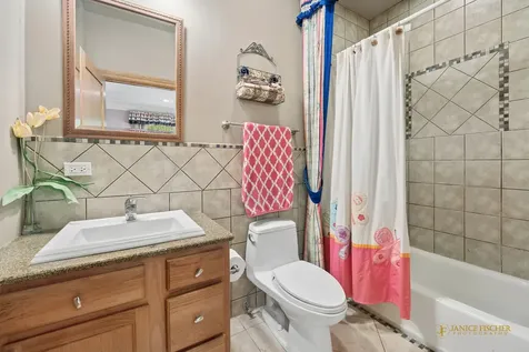 4806 Preserve Parkway Long Grove IL 60047