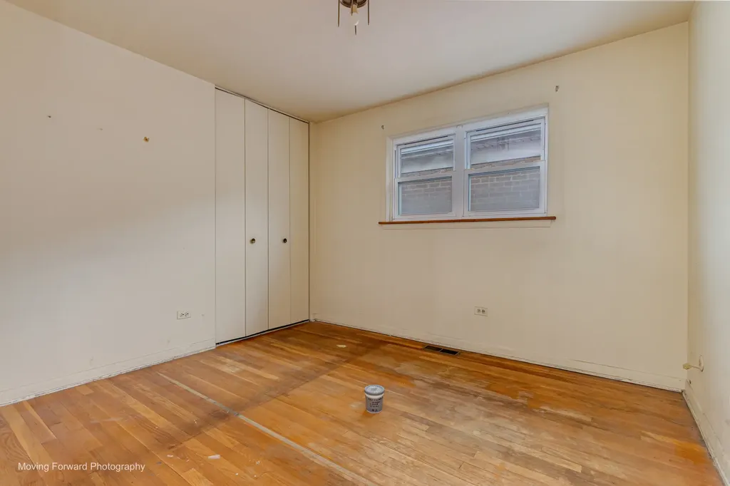 9726 South La Salle Street Chicago IL 60628