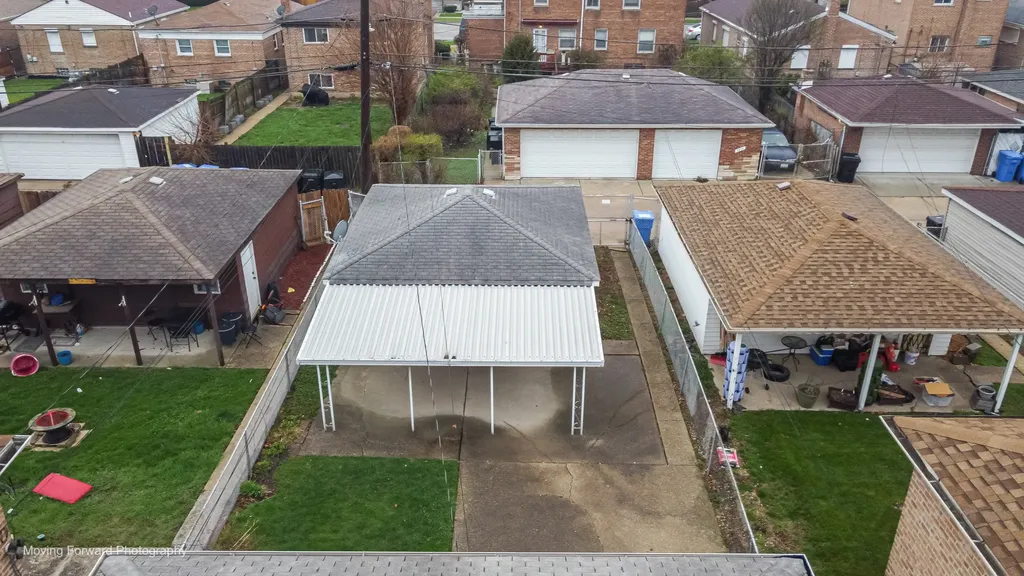 9726 South La Salle Street Chicago IL 60628