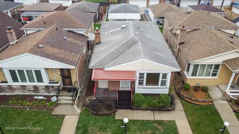 9726 South La Salle Street Chicago IL 60628
