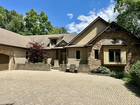 15214 Shamrock Lane Woodstock IL 60098