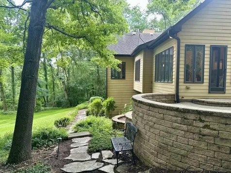15214 Shamrock Lane Woodstock IL 60098