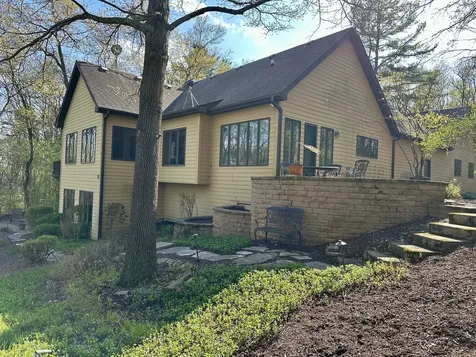 15214 Shamrock Lane Woodstock IL 60098