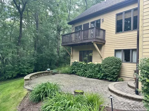 15214 Shamrock Lane Woodstock IL 60098