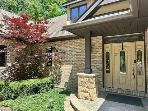 15214 Shamrock Lane Woodstock IL 60098