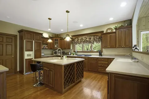 15214 Shamrock Lane Woodstock IL 60098