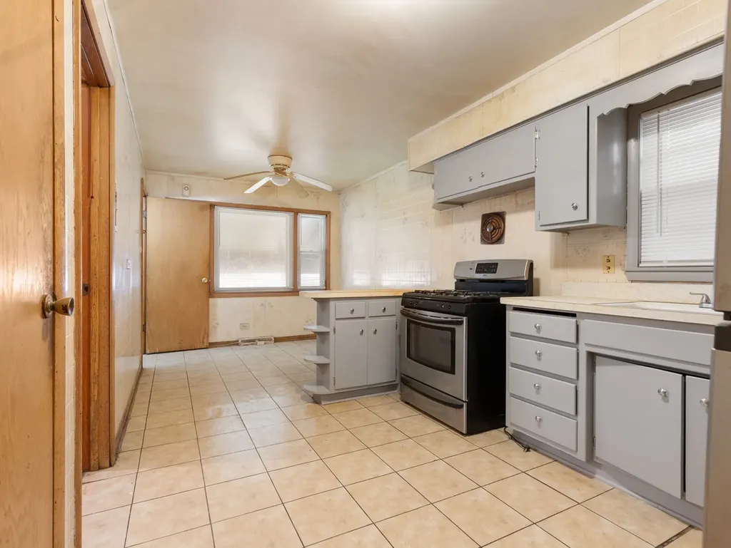 730 East 91st Place Chicago IL 60619