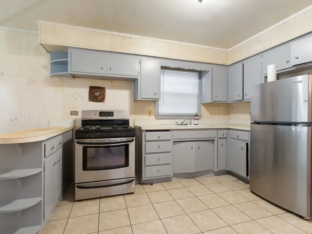 730 East 91st Place Chicago IL 60619