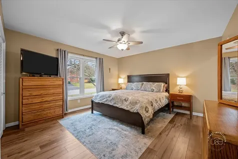 701 Viking Drive Batavia IL 60510