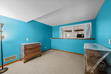 701 Viking Drive Batavia IL 60510