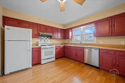 701 Viking Drive Batavia IL 60510