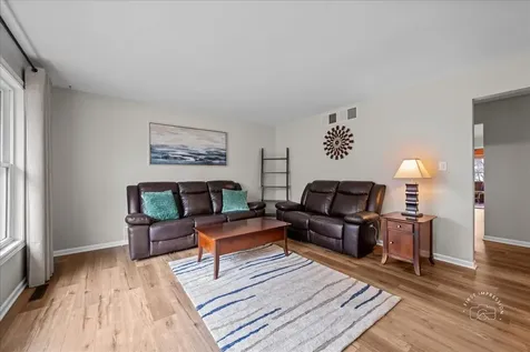 701 Viking Drive Batavia IL 60510