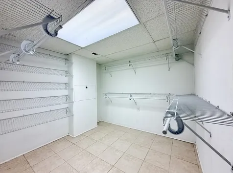 1846 Mission Hills Lane Northbrook IL 60062