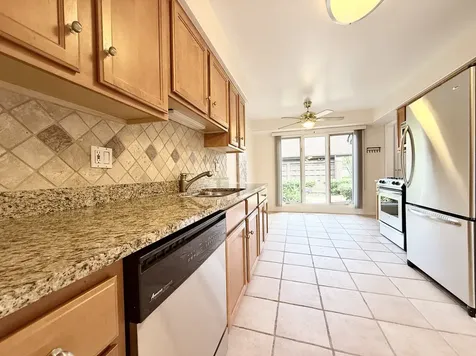 1846 Mission Hills Lane Northbrook IL 60062