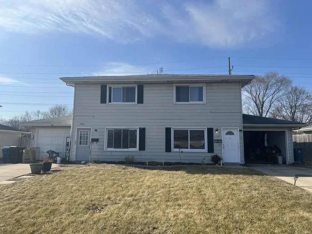 1060 & 1062 North Highland Avenue Aurora IL 60506