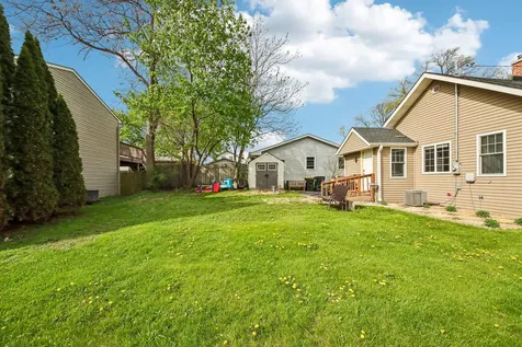 316 Lily Lane Lakemoor IL 60051