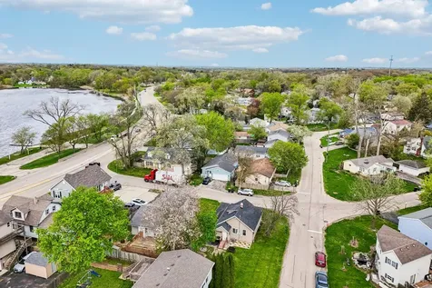 316 Lily Lane Lakemoor IL 60051
