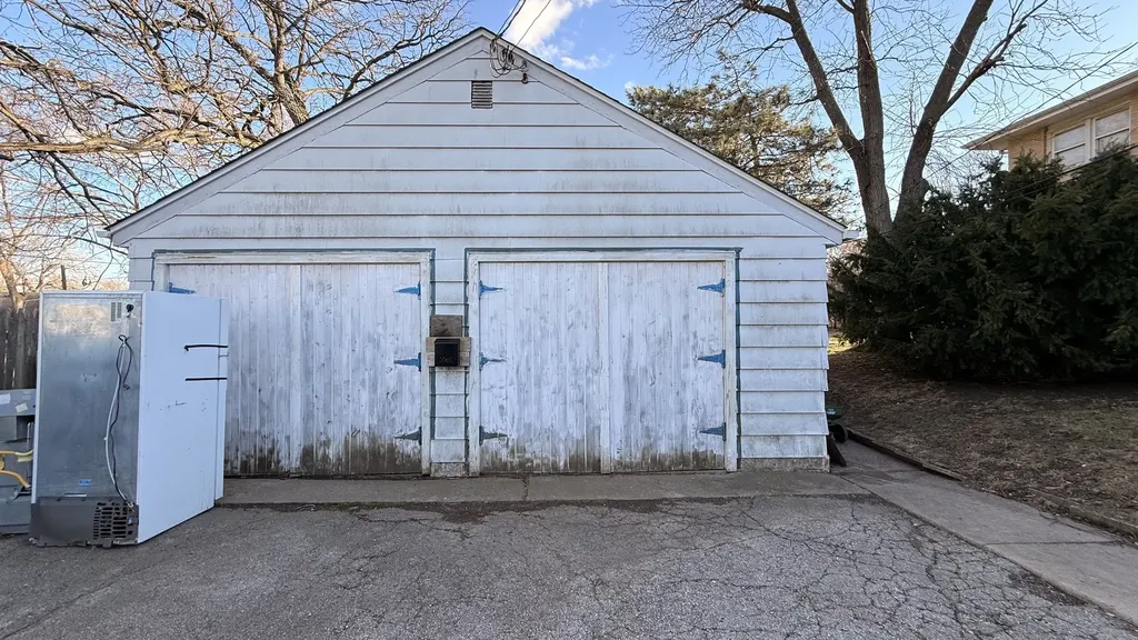 1811 Ogden Avenue Lisle IL 60532