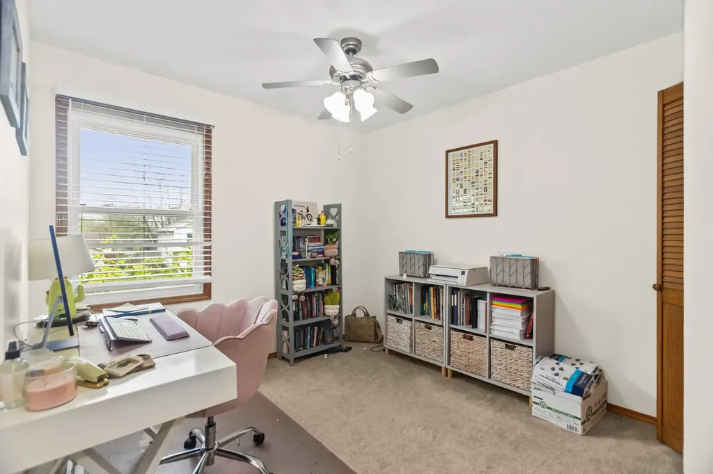 1435 Sunnybrook Drive Naperville IL 60540