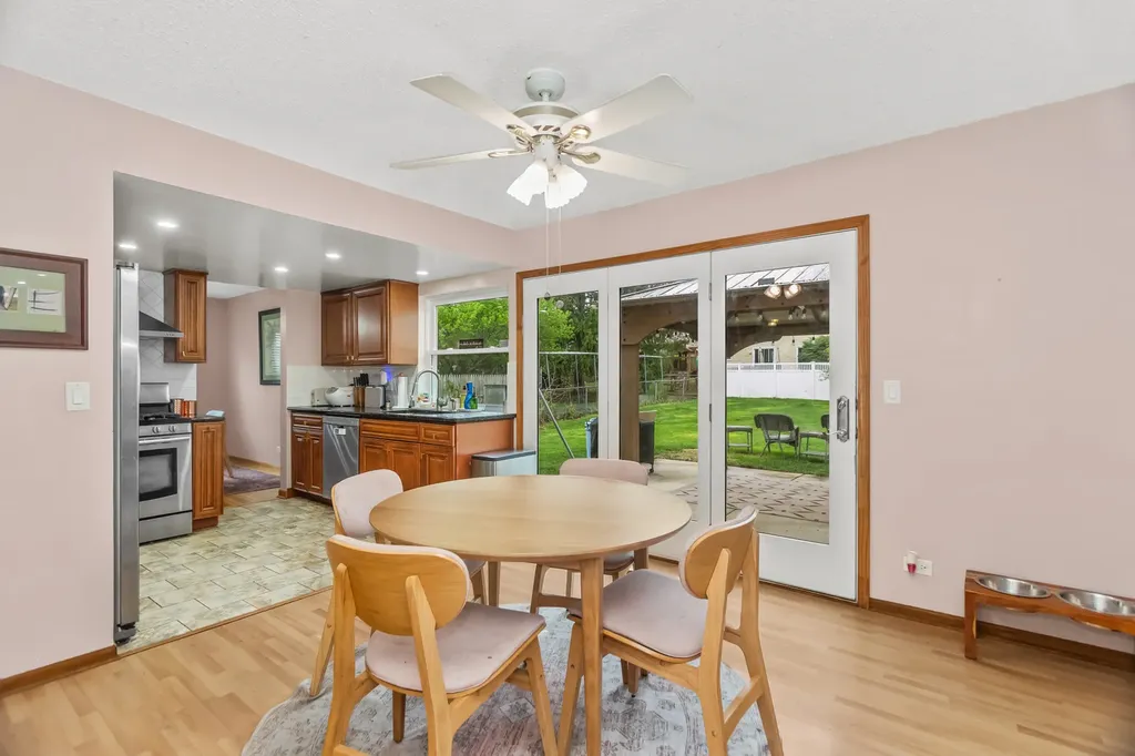 1435 Sunnybrook Drive Naperville IL 60540