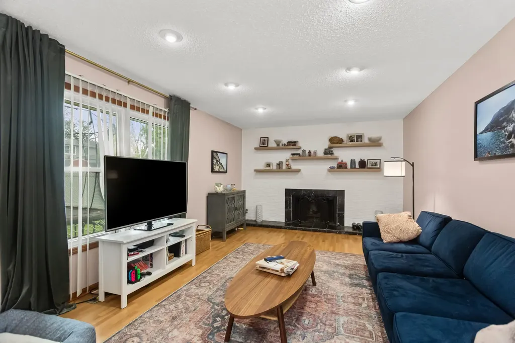 1435 Sunnybrook Drive Naperville IL 60540