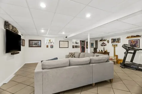 1435 Sunnybrook Drive Naperville IL 60540