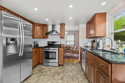 1435 Sunnybrook Drive Naperville IL 60540