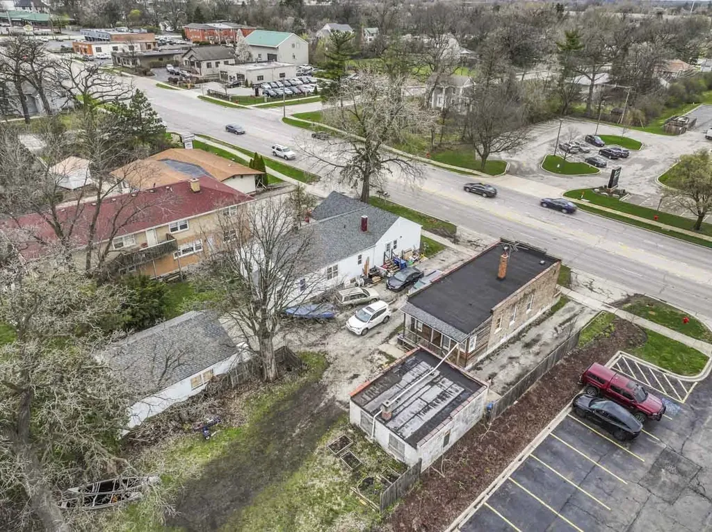 1809 Ogden Avenue Lisle IL 60532