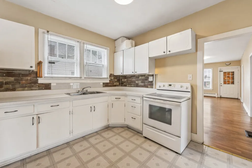 1809 Ogden Avenue Lisle IL 60532
