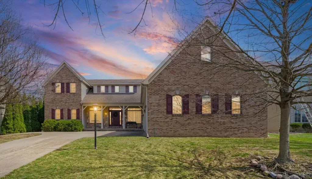 1818 Benodot Street Champaign IL 61822