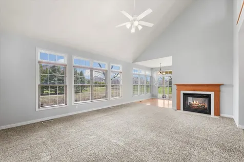 1818 Benodot Street Champaign IL 61822