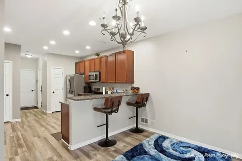 6044 Canterbury Lane Hoffman Estates IL 60192