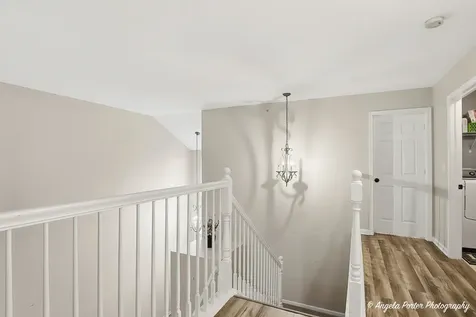6044 Canterbury Lane Hoffman Estates IL 60192