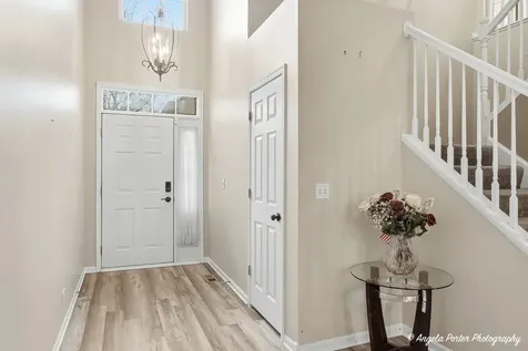 6044 Canterbury Lane Hoffman Estates IL 60192