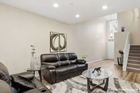 6044 Canterbury Lane Hoffman Estates IL 60192