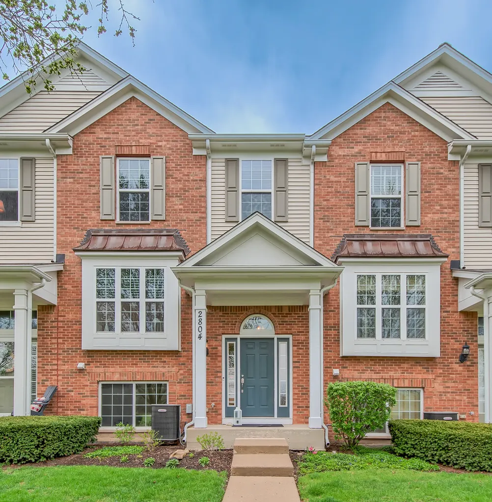 2804 Neubauer Circle Lindenhurst IL 60046