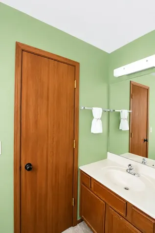 1865 Victor Lane Hanover Park IL 60133