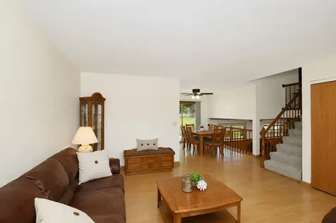 1865 Victor Lane Hanover Park IL 60133