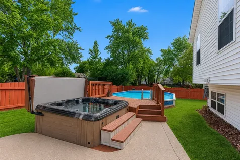1865 Victor Lane Hanover Park IL 60133