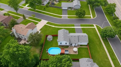 1865 Victor Lane Hanover Park IL 60133