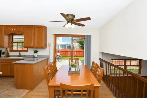 1865 Victor Lane Hanover Park IL 60133