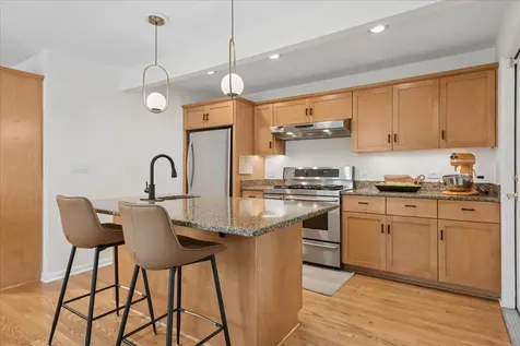 2209 Mecan Drive Naperville IL 60564